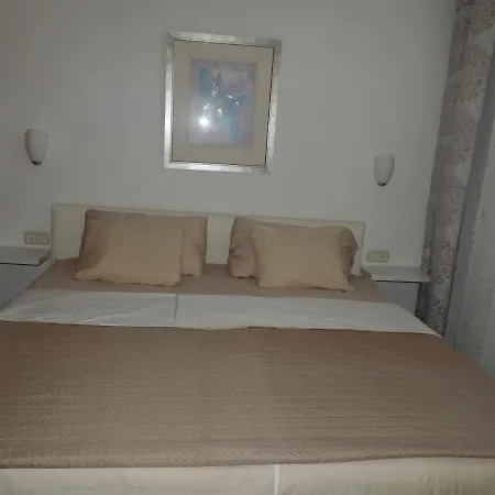 Apartment-hotel Altamira *